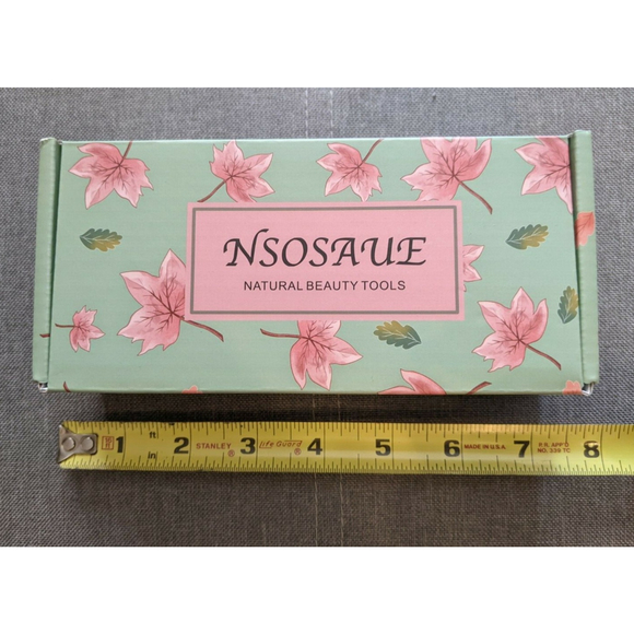 Natural Jade Roller & Gua Sha Beauty Facial Set Natural Tools New in Box Gift - Picture 4 of 6